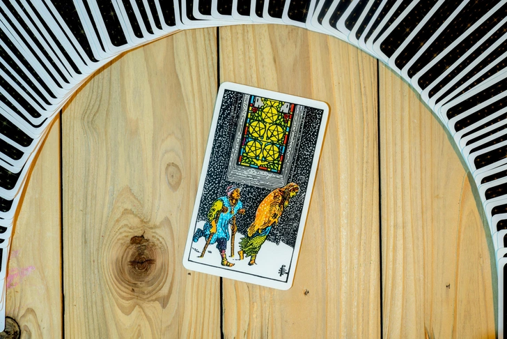 «Пятерка пентаклей»