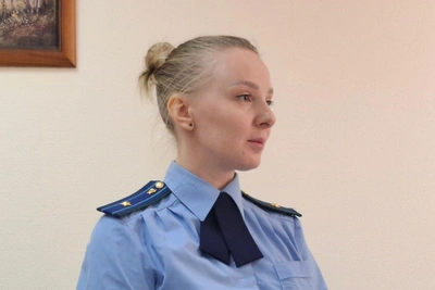 Прокуратура требует уволить сопровождающего губернатора инспектора