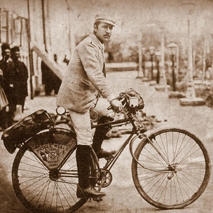 Вокруг света на двух колесах: удивительное путешествие Фрэнка Ленца, которое закончилось исчезновением