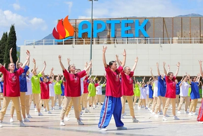 Родители детей в «Артеке» жалуются на неопределенность