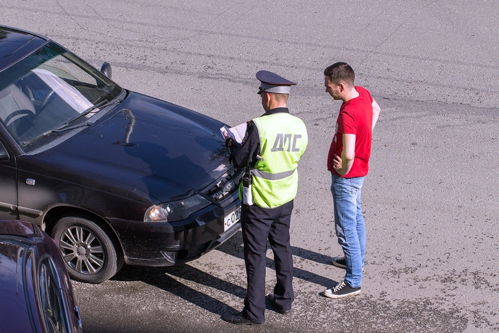 Виновникам ДТП позволят покидать место аварии | Источник: Shutterstock/Fotodom.ru