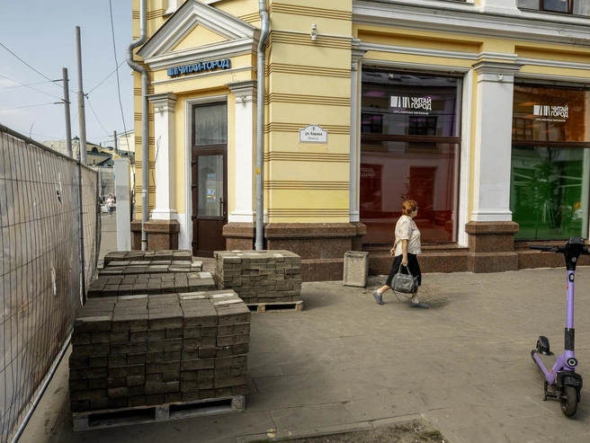 Ходить по Кирова во время ремонта пока еще можно | Источник: Александр Куренной / 76.RU