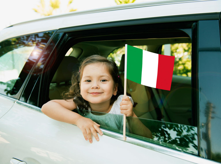 Фото №1 - Италия VS Франция: куда отправиться с детьми