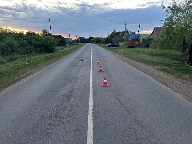В Бузулукском районе девушка, катавшаяся на капоте «семерки», упала и получила травмы головы | Источник: УМВД России по Оренбургской области