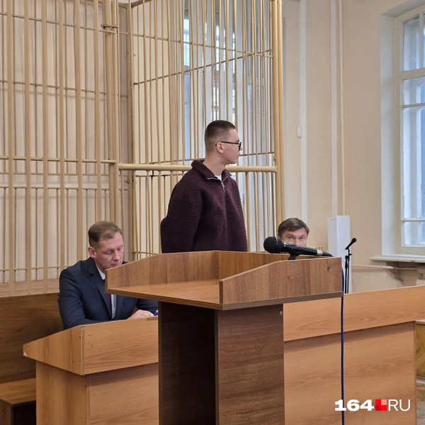 На вопросы отвечает Глеб Назаров. | Источник: Семен Коротов-Майбах / 164.RU