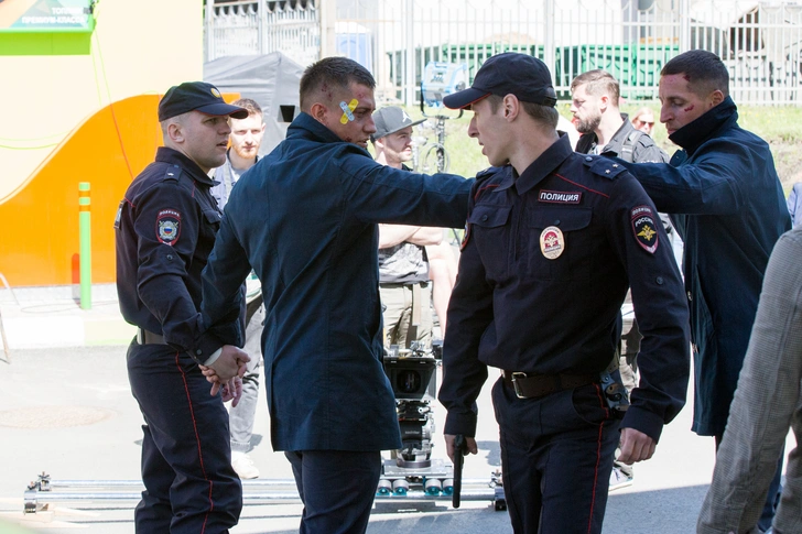 Павел Прилучный — молодой Том Круз! Путеводитель по героям сериала «Призрак»