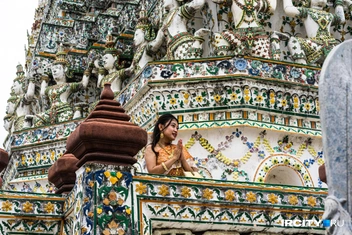 Многие приезжают сюда и фотографируются в национальных тайских костюмах | Источник: Алина Ринчино / «ИрСити»