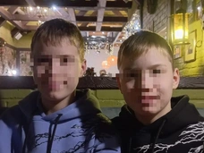 Отец скончался весной, мама утонула в Байкале, спасая сына: трагедия юных близнецов-хоккеистов Егора и Саши Петровых