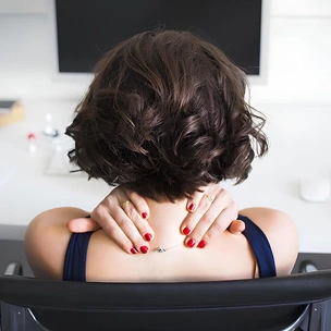 Держи ровно: как позвоночник связан с нашим здоровьем и эмоциями