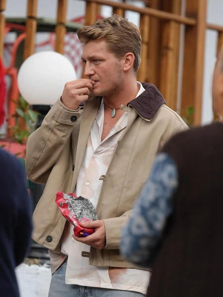 Источник: @erdemsanlii