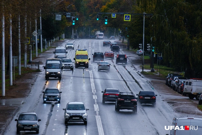 Девочке помогают врачи | Источник: Булат Салихов / UFA1.RU