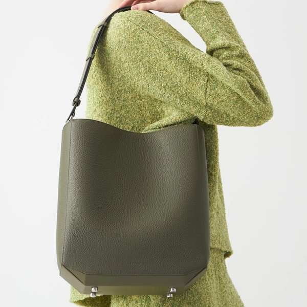 Сумка FeticheЦена: 799 руб.Где купить: fetichebrand.ru