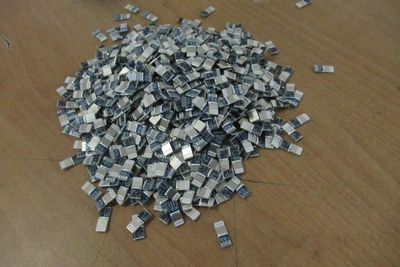 Таможня Пулково выявила крупную партию коннекторов