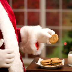 «Мама, а подарок точно от Деда Мороза?» 3 способа развеять сомнения ребенка