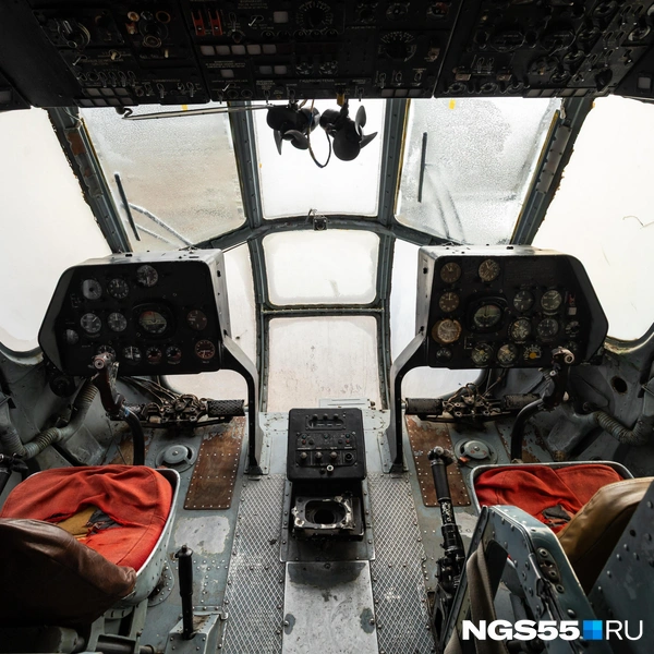 Вот так выглядит кабина для пилотов | Источник: Кирилл Башинский / NGS55.RU