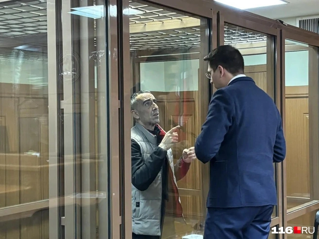 Сестры и мамы погибшей на заседании не было | Источник: Регина Алтынбаева / 116.RU