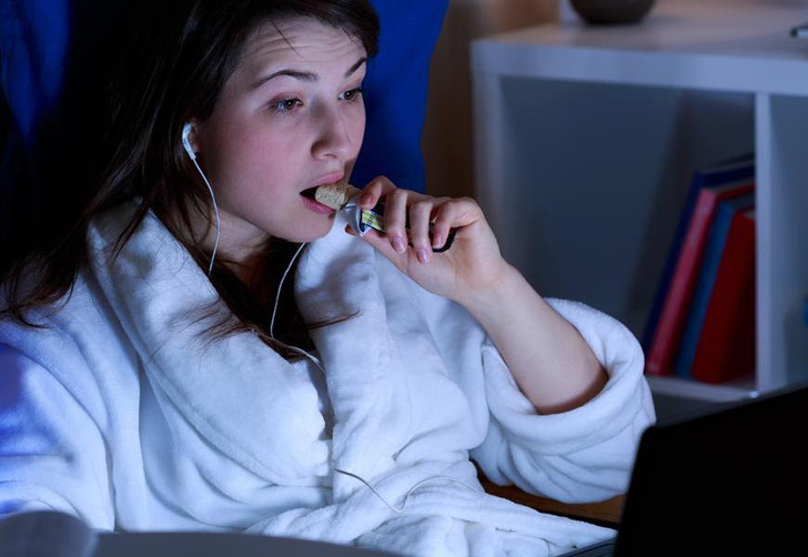 Как не спать всю ночь: 7 безопасных способов оставаться бодрым до утра
