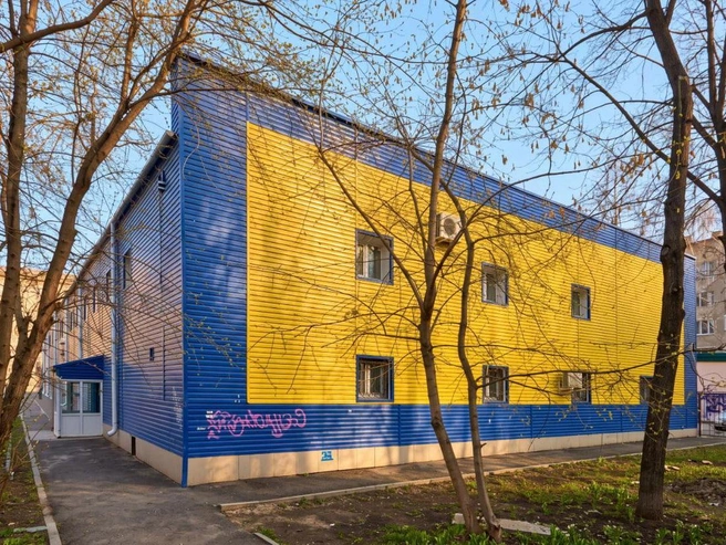 Само здание — двухэтажное | Источник: auction-house.ru