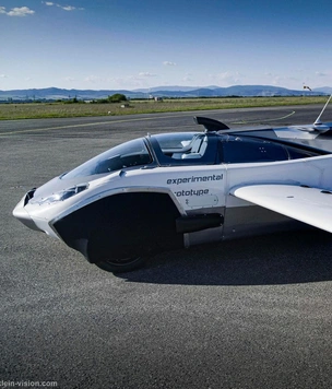 Компания из Словакии анонсировала летающий автомобиль-трансформер