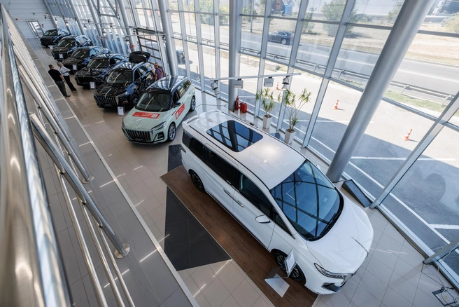 Внешность автомобилей Hongqi сочетает собственные традиции марки с современным дизайнерским подходом | Источник: Алексей Волхонский