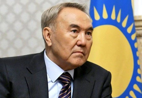 На выборах президента Назарбаев набрал 97,7% | ya62.ru