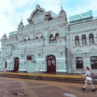 Его нельзя снести и построить высотку в 500 этажей: почему никто не хочет покупать здание Рижского вокзала