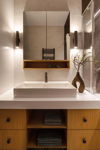Мебель сделана на заказ, ZBS. Ваза, Izzi Decor. | Источник: Наталья Градусова. Стиль: Варвара Калицкая