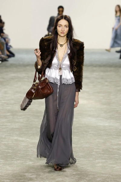 Chloe aw25/26 | Источник: Legion Media