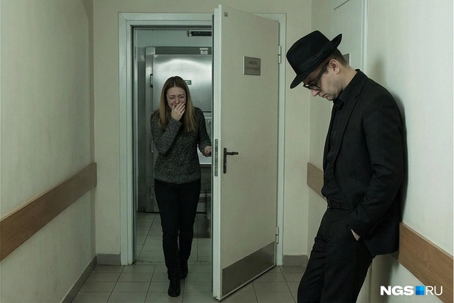 Все истории похожи друг на друга: агент приходит, когда его никто не ждал | Источник: Юрий Орлов / NGS.RU