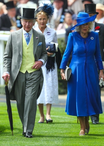Королева Камилла и Карл III прибыли на открытие скачек Royal Ascot, 18 июня 2024 год