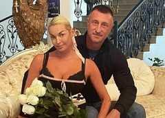 Бывший Анастасии Волочковой женился на гадалке — фото