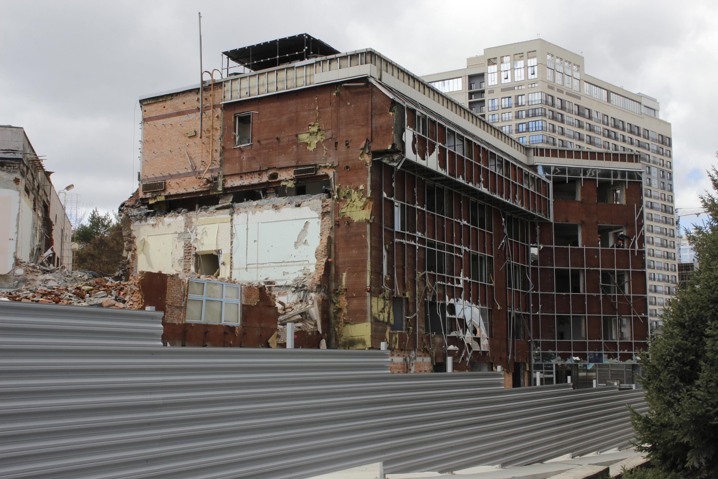 У метро в Новосибирске разрешили построить комплекс из двух домов и гостиницы