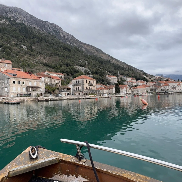 Вид на Пераст | Источник: Габриелла Захарова / 26.RU