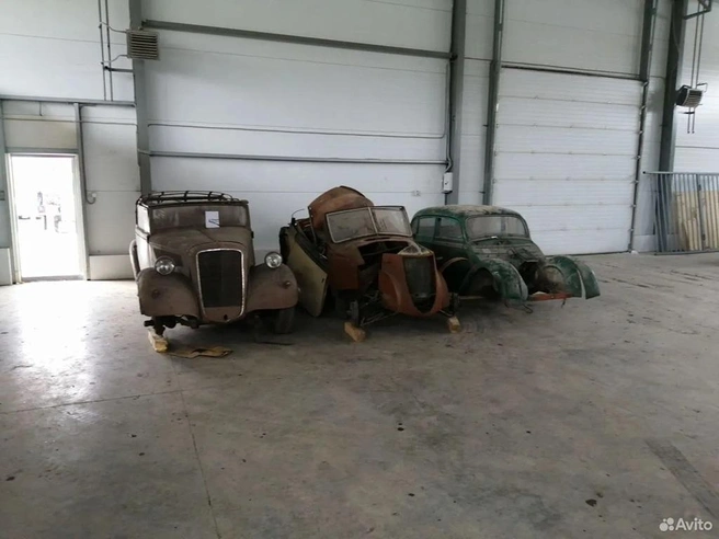 Есть модели, которым, на первый взгляд, пора на металлолом. Но нельзя — раритеты! | Источник: avito.ru