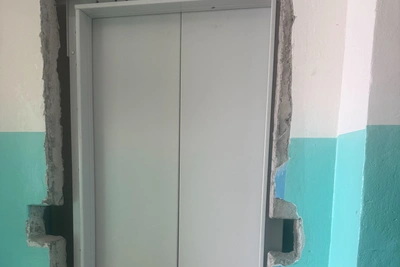 В Кузнецке начали менять лифты в жилых домах