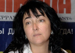 Лолита записала душераздирающее видео: «Мои мама и дочь в бомбоубежище, но я не имею права плакать!»