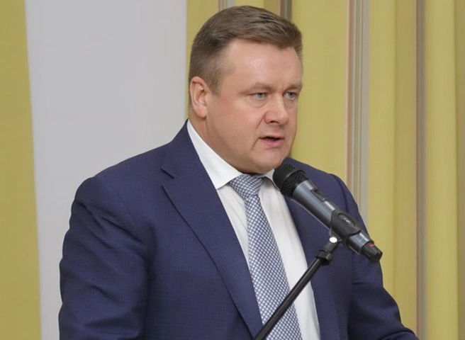 Губернатор встретился с волонтерами, работавшими в «красной зоне» ОКБ | ya62.ru