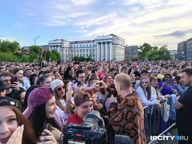 Сердечко от солиста «Братьев Гримм» | Источник: «ИрСити»