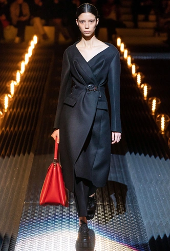 Prada осень/зима 2019-20, 21 февраля