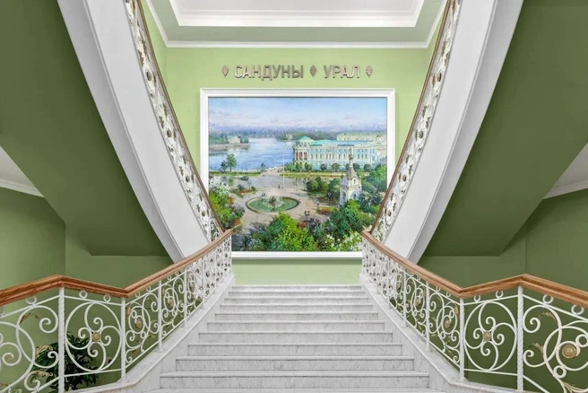 Встречают гостей в просторном холле  | Источник: «Сандуны Урал»