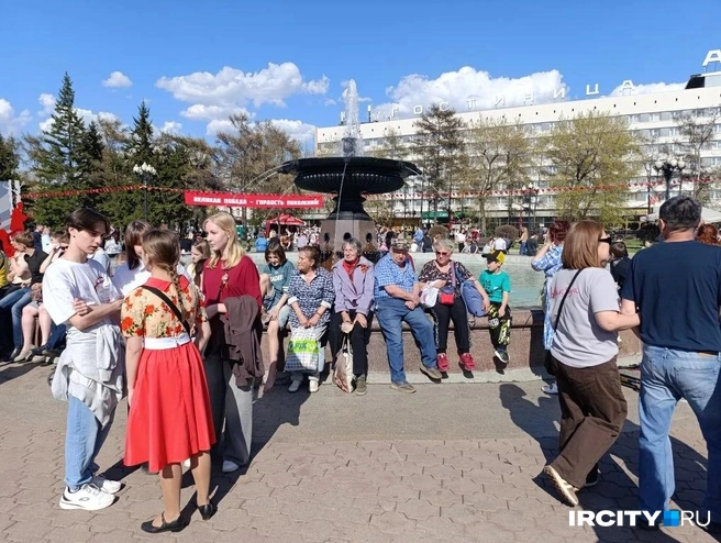 В сквере состоялся традиционный «Вальс Победы» | Источник: «ИрСити»