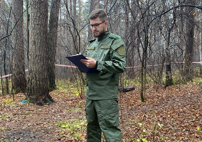Задержанный подтвердил свои показания на месте преступления | Источник: СУ СК по Свердловской области
