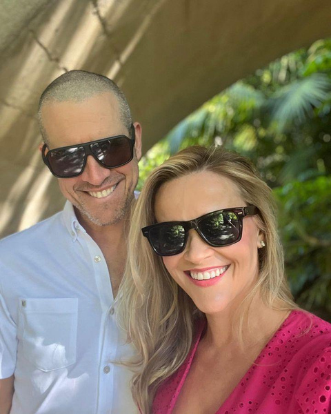 Развод Риз Уизерспун: смотрим фото «блондинки в законе», которая поделит с мужем 400 миллионов