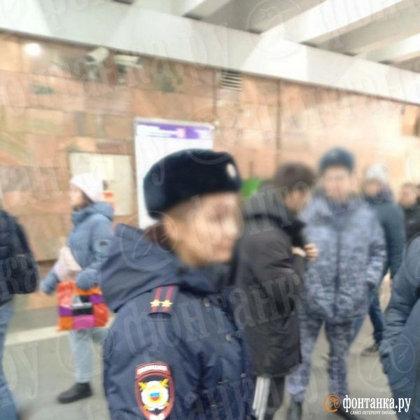 Ехал на работу, а оказался в военкомате. В метро Петербурга устроили облаву на призывников | Источник: читатель «Фонтанки»