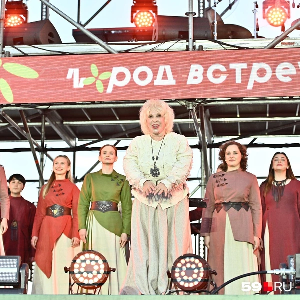 Бессменный руководитель «Млады» — заслуженный деятель искусств России, почётный гражданин города Перми Ольга Выгузова | Источник: Василина Любимова / 59.RU