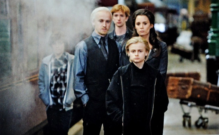 Team Malfoy! Том Фелтон встретил экранного сына спустя 10 лет