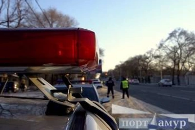 В Белогорском округе Nissan врезался в железобетонную опору