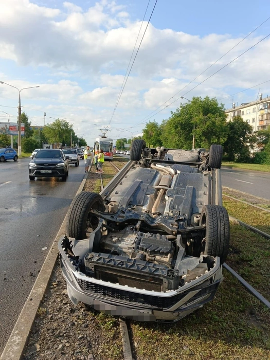 Пока ничего не известно о пострадавших | Источник: МП «Маггортранс»