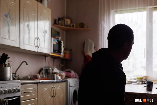 Официально дом и две машины военнослужащему не принадлежат | Источник: Ирина Шарова / 72.RU