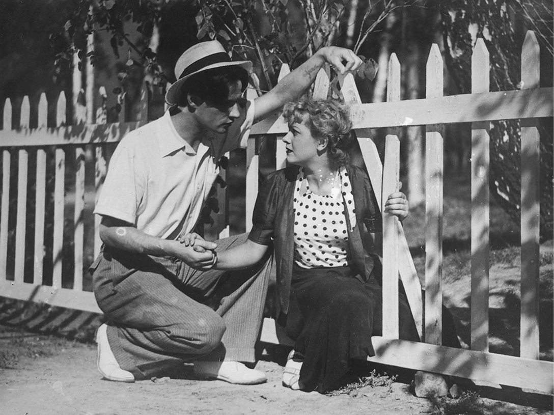 Кадр из фильма «Сердца четырех» | marieclaire.ru